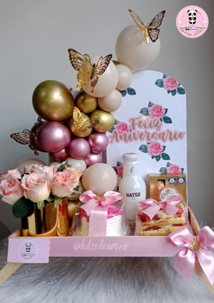 Desayuno romance floral