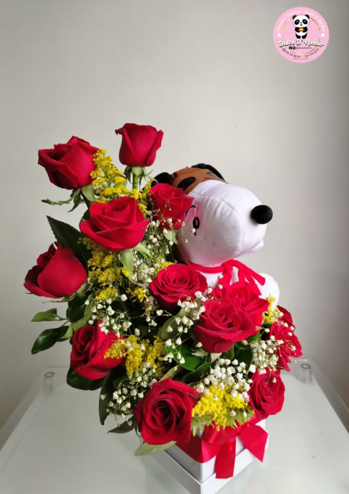 Arreglo floral Snoopy
